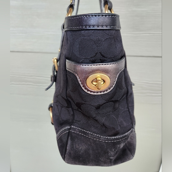 Vintage Coach Signature Jaquard Shoulder Bag - Picture 4 of 14